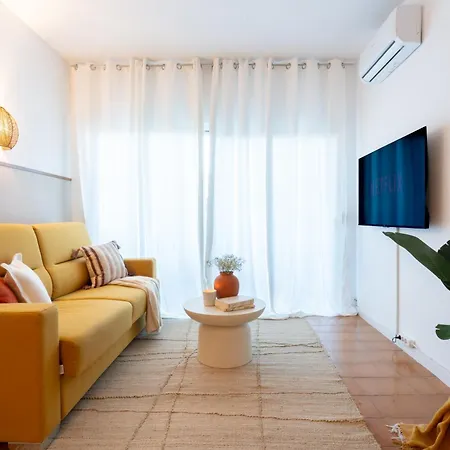 Apartman Quiet Near The Sea With 2 Terraces